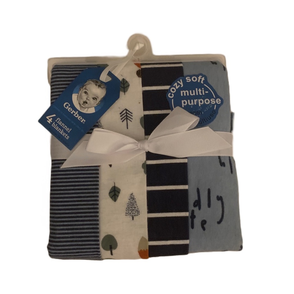 Gerber 4 Flannel blankets Baby Boy